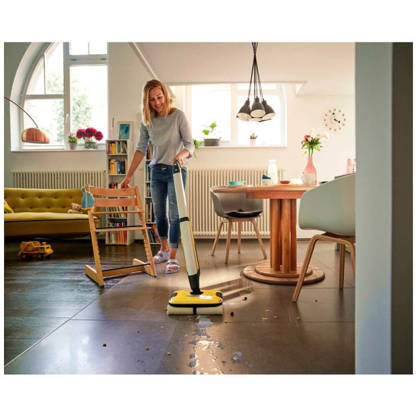 Вертикальный моющий пылесос Karcher FC 7 Cordless (1.055-730.0)
