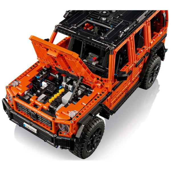 Авто-конструктор LEGO Technic Mercedes-Benz G 500 Professional Line (42177)