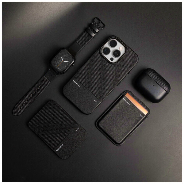 Дополнительный аккумулятор Native Union (Re) Classic Magnetic Power Bank Qi2 5 000mAh Black (PB-5KMS-BLK-Q2)