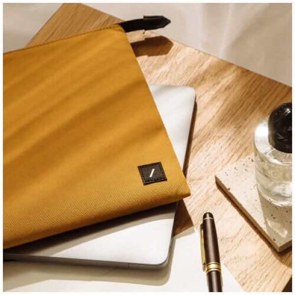Чехол-папка Native Union W.F.A Stow Lite 13'' Sleeve Case Kraft (STOW-LT-MBS-KFT-13)