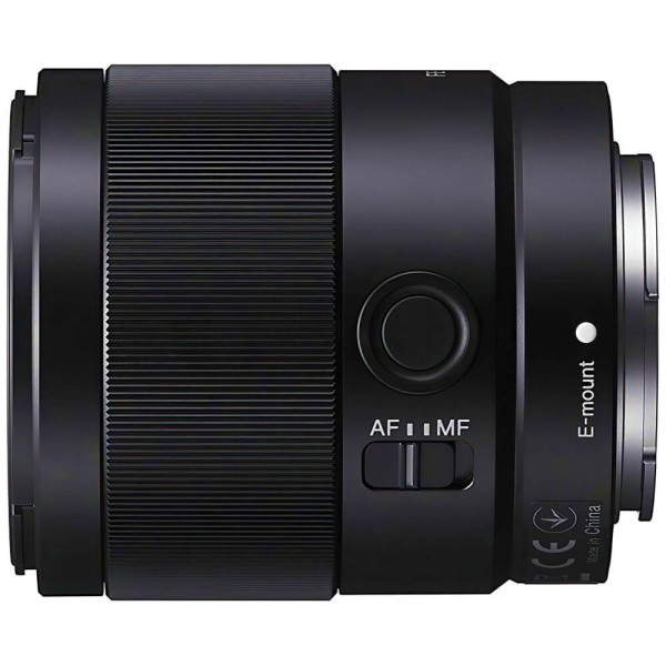 Стандартный объектив Sony SEL35F18F 35mm f/1,8