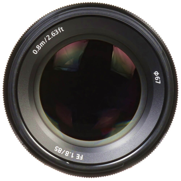 Стандартный объектив Sony SEL85F18 85mm f/1,8