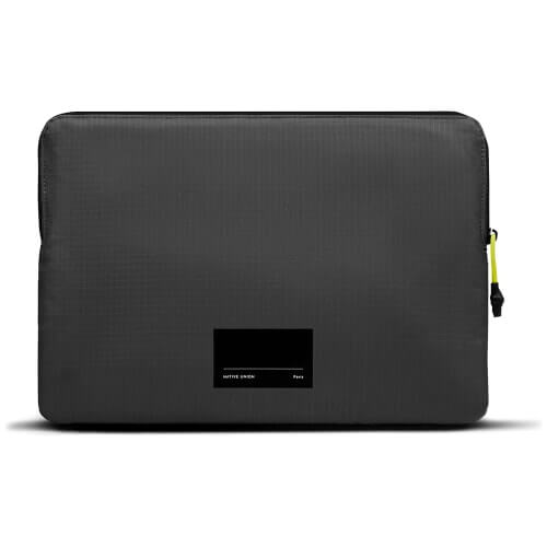 Чехол Native Union Ultralight 16'' Sleeve Case Black for MacBook Pro 16'' (STOW-UT-MBS-BLK-16)