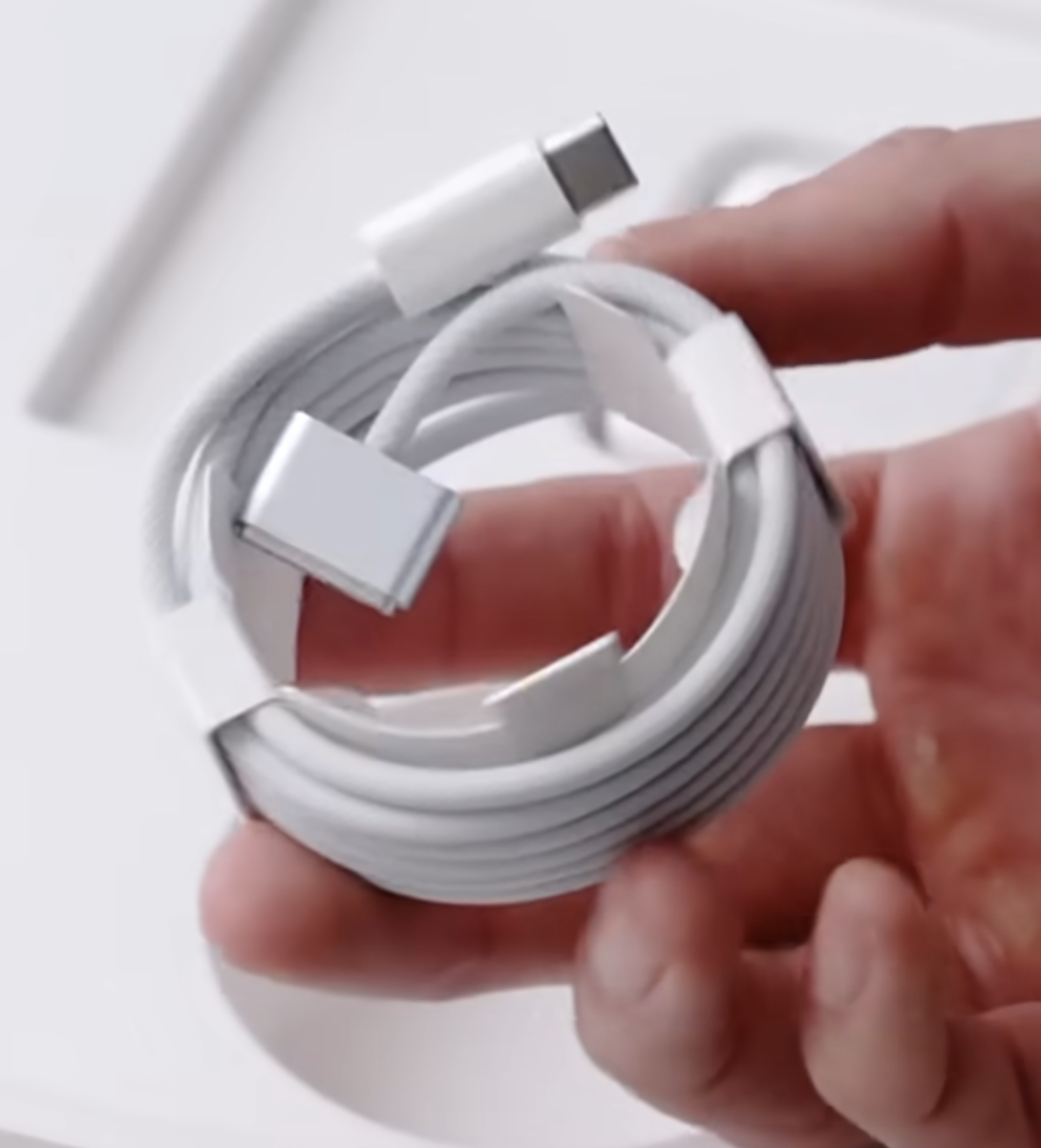 Кабель Apple USB-C to MagSafe 3 Cable 2 m (MLYV3/MW613) купить в