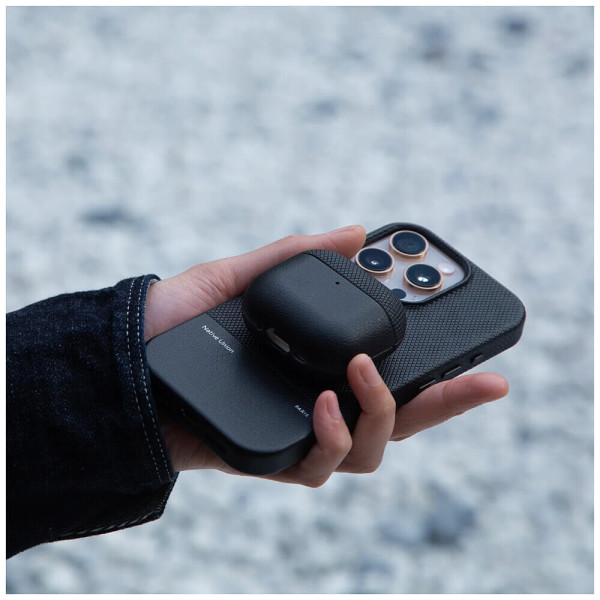 Чохол Native Union (RE) Classic Case for Airpods 4/5 Black (AP4ANC-LTHR-BLK)