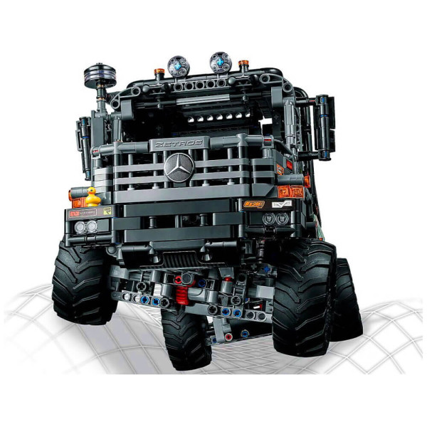 Авто-конструктор LEGO Technic Mercedes-Benz Zetros (42129)