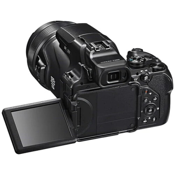 Компактний фотоапарат Nikon Coolpix P1000 (VQA060EA)
