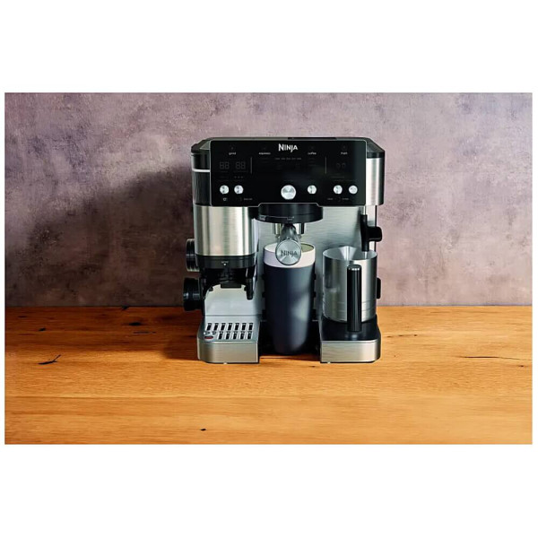 Ріжкова кавоварка еспресо NINJA Luxe Cafe Essential ES501EU